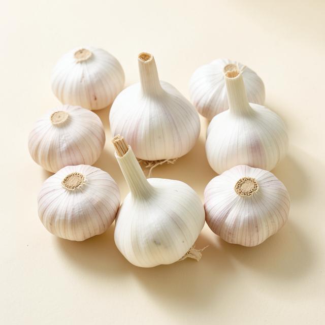 Garlic sourced and supplied by Agri Gate